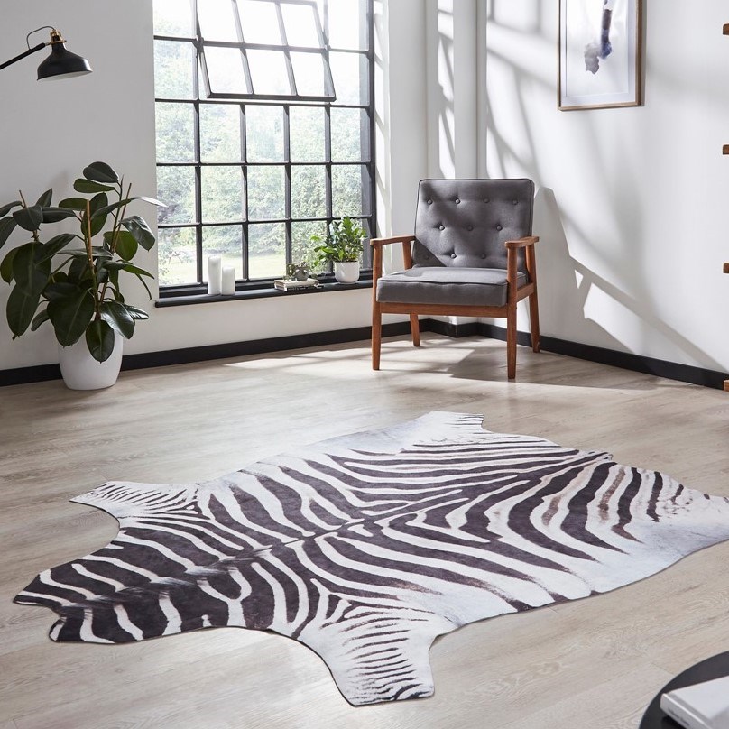 Faux Zebra Print Rug in Black White